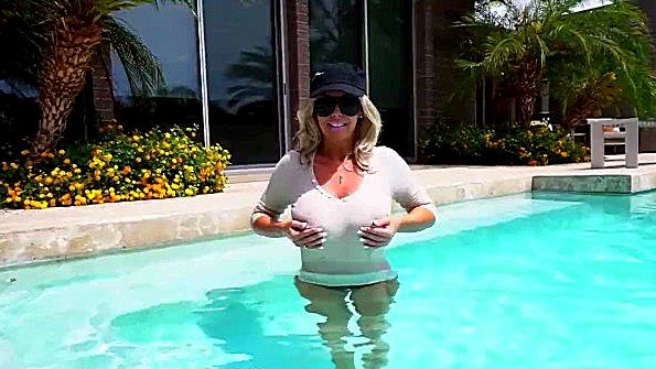 Порно сисястые проститутки ебутся, смотреть секс видео бесплатно ...