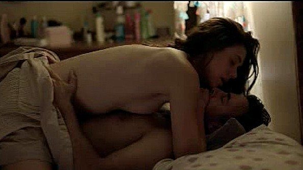 Әдемі пискалары бар ең керемет порно